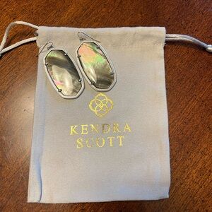 Kendra Scott Elle Silver Drop Earrings in Black Mother of Pearl